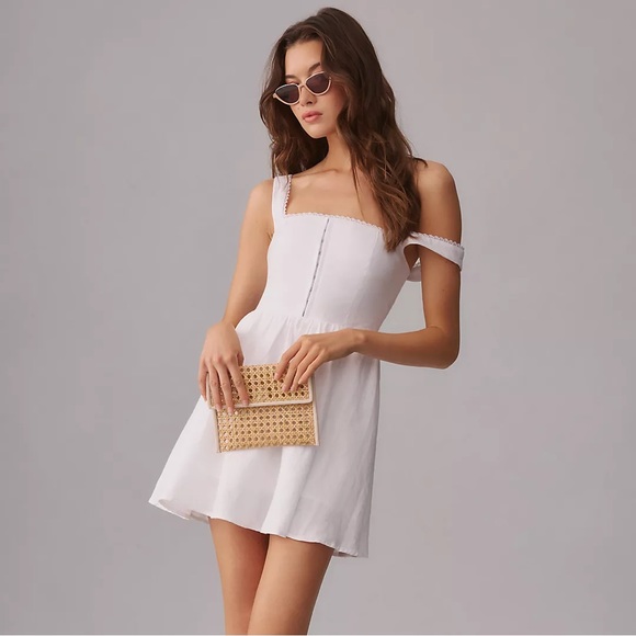 Reformation Dresses & Skirts - REFORMATION White Sheri Linen Dress